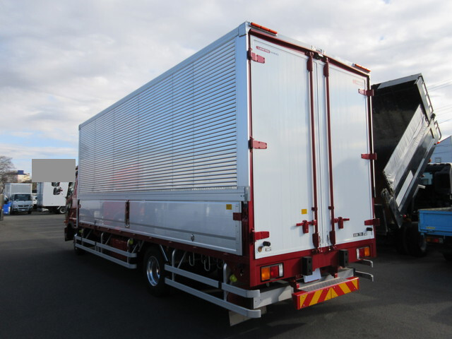 三菱ふそうファイターアルミウイング中型（4t）[写真02]