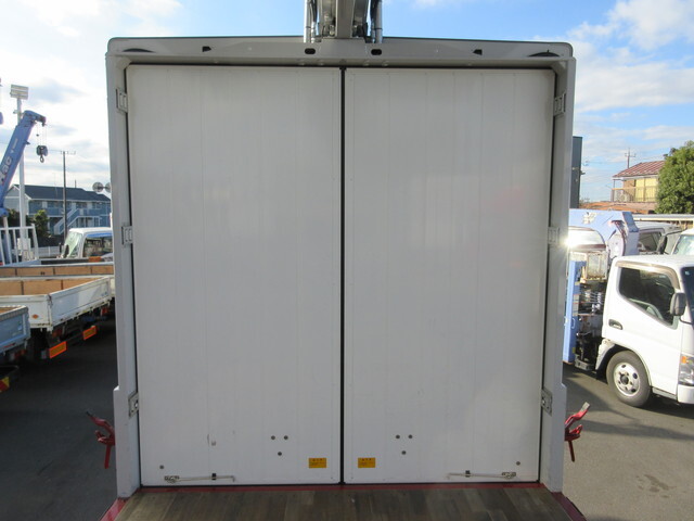 三菱ふそうファイターアルミウイング中型（4t）[写真28]