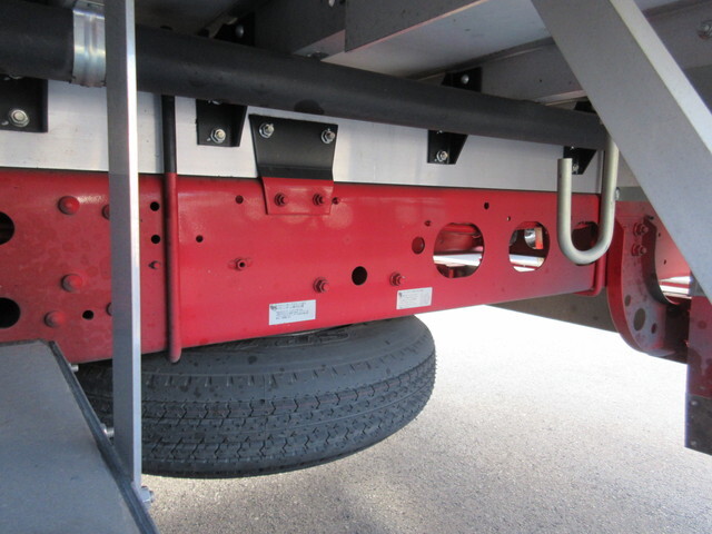 三菱ふそうファイターアルミウイング中型（4t）[写真09]