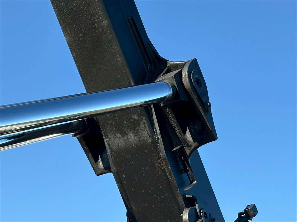 日野プロフィアコンテナ専用車大型（10t）[写真10]