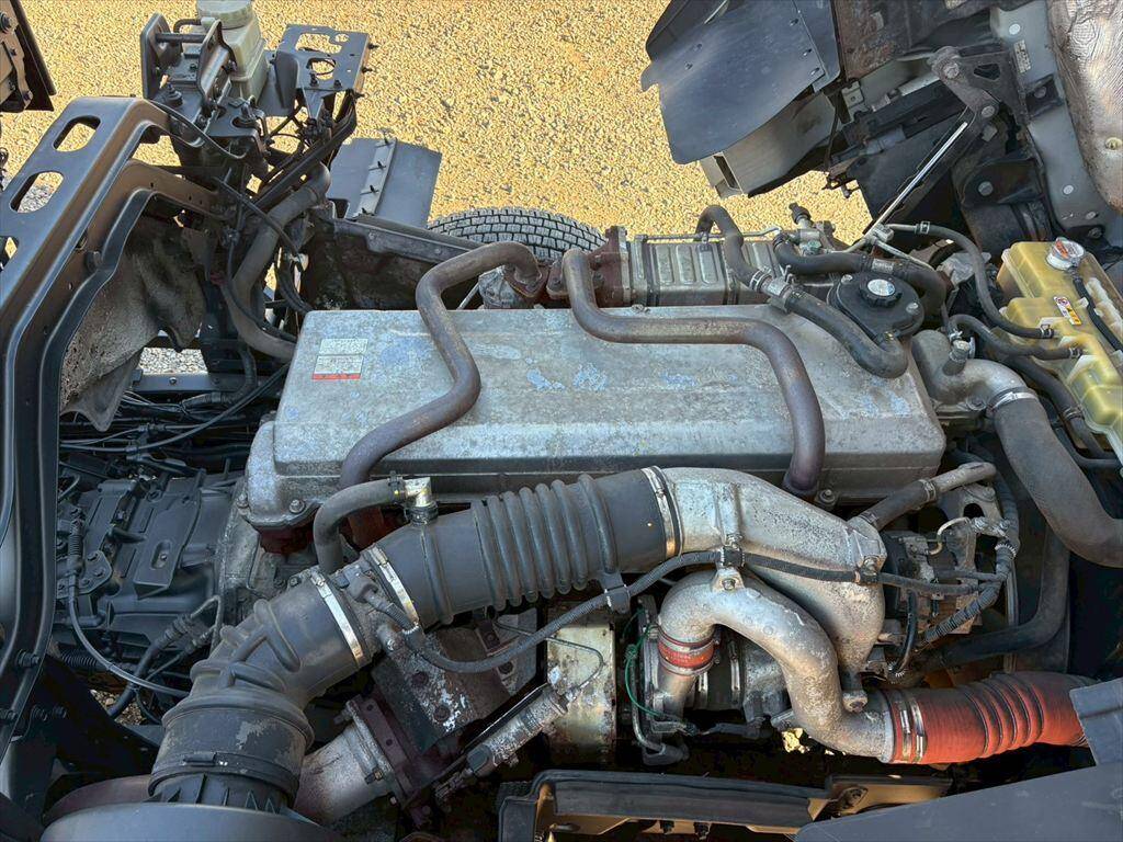 日野プロフィアコンテナ専用車大型（10t）[写真16]