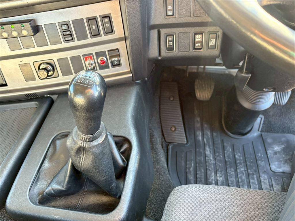 日野プロフィアコンテナ専用車大型（10t）[写真20]