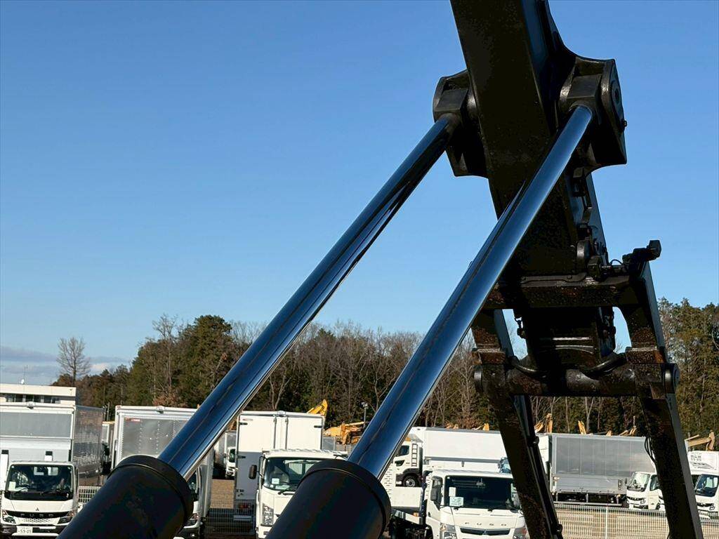 日野プロフィアコンテナ専用車大型（10t）[写真09]