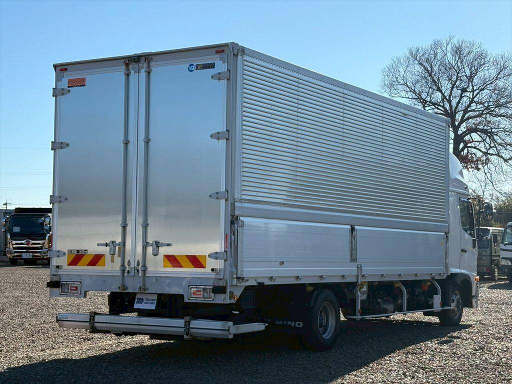 日野レンジャーアルミウイング中型（4t）[写真04]