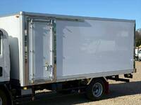 いすゞエルフアルミバン小型（2t・3t）[写真07]