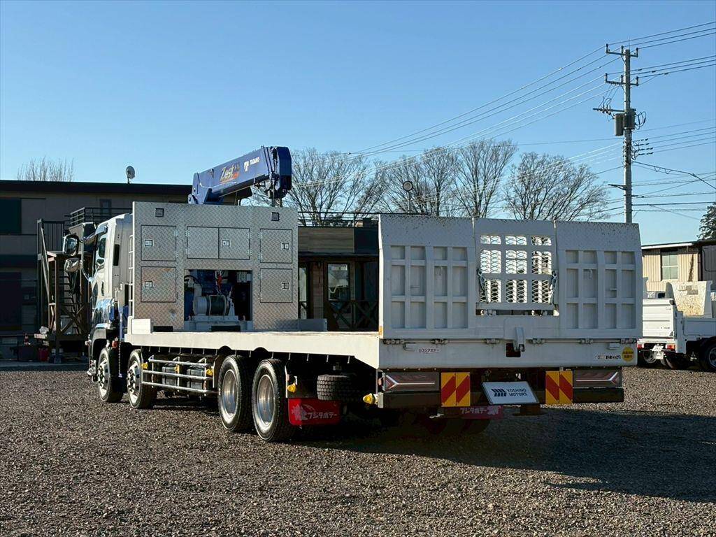 いすゞギガセーフティクレーン4段大型（10t）[写真03]