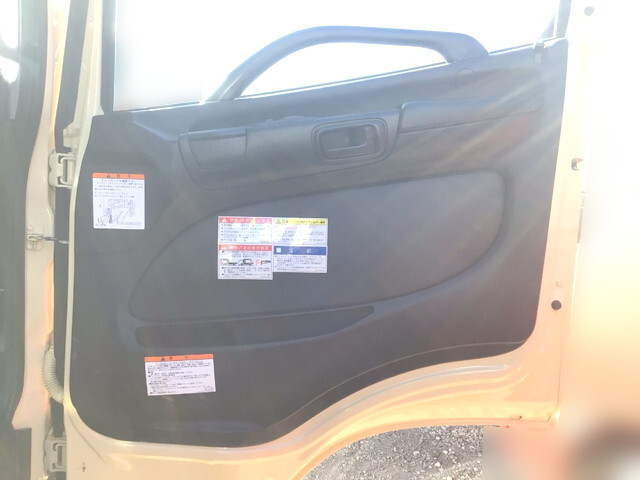 日野レンジャークレーン3段中型（4t）[写真27]