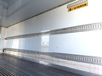 いすゞフォワード冷凍車（冷蔵車）増トン（6t・8t）[写真11]