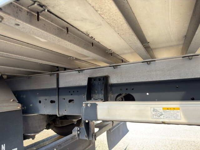 いすゞフォワード冷凍車（冷蔵車）増トン（6t・8t）[写真15]