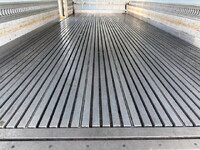 いすゞフォワード冷凍車（冷蔵車）増トン（6t・8t）[写真09]