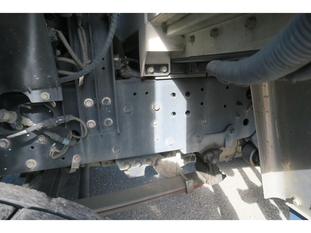 日野プロフィアアルミウイング大型（10t）[写真13]