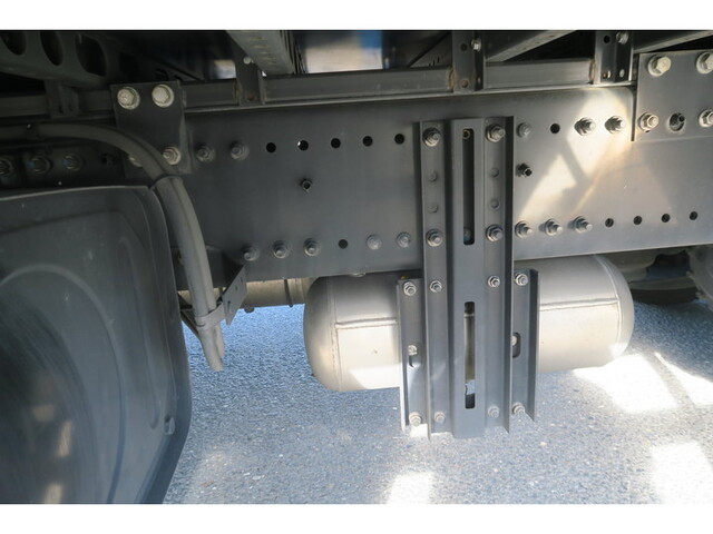 日野プロフィアアルミウイング大型（10t）[写真16]