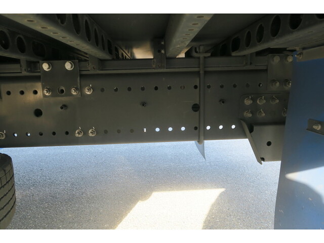 日野プロフィアアルミウイング大型（10t）[写真21]