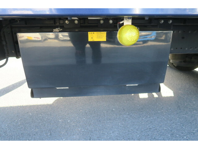 日野プロフィアアルミウイング大型（10t）[写真22]