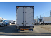 日野プロフィアアルミウイング大型（10t）[写真06]