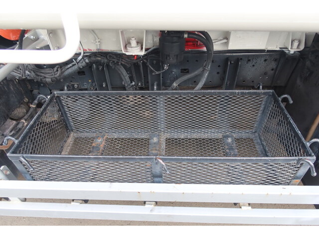 日野デュトロパッカー車（塵芥車）小型（2t・3t）[写真24]