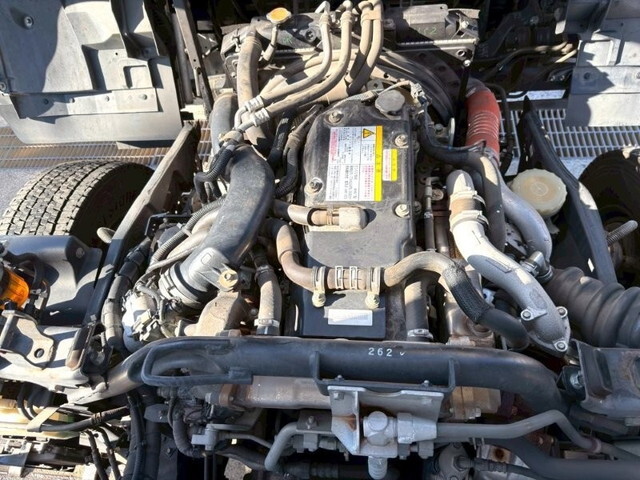 いすゞフォワード冷凍車（冷蔵車）増トン（6t・8t）[写真24]