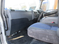 三菱ふそうファイターアルミウイング中型（4t）[写真19]