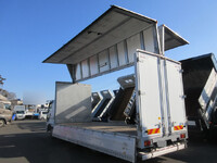 三菱ふそうファイターアルミウイング中型（4t）[写真32]