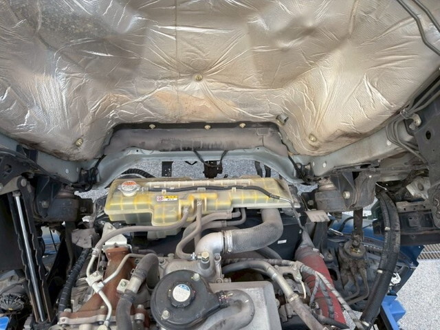 日野プロフィアトレーラーヘッド（トラクターヘッド）大型（10t）[写真19]