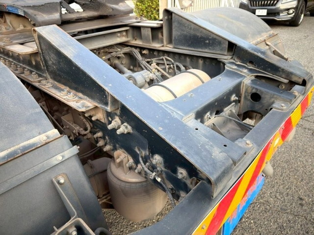 日野プロフィアトレーラーヘッド（トラクターヘッド）大型（10t）[写真07]