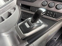 UDトラックスクオントレーラーヘッド（トラクターヘッド）大型（10t）[写真17]