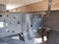 いすゞエルフ平ボディ小型（2t・3t）[写真16]