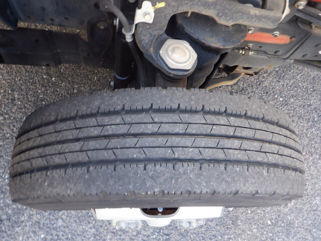 いすゞエルフ平ボディ小型（2t・3t）[写真24]