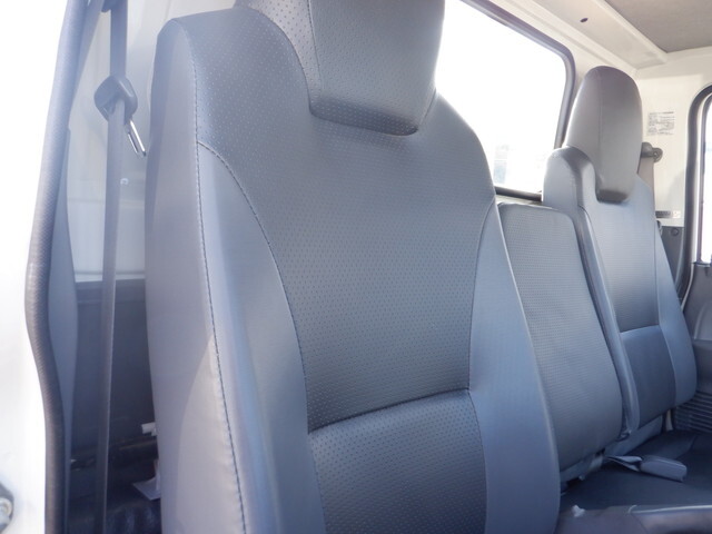 いすゞエルフ平ボディ小型（2t・3t）[写真33]