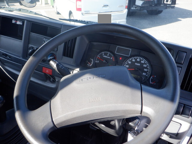 いすゞエルフ平ボディ小型（2t・3t）[写真34]