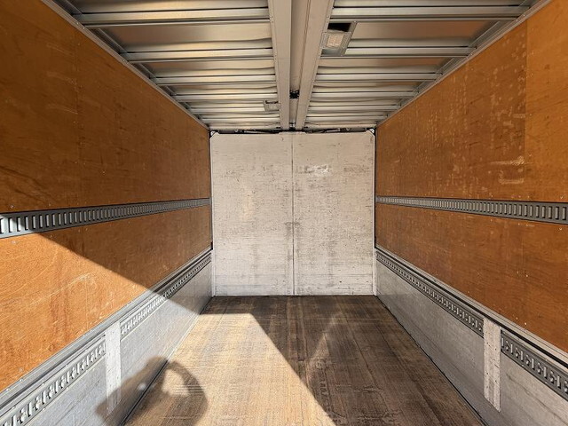 日野レンジャーアルミウイング中型（4t）[写真11]