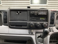 三菱ふそうキャンターアルミバン小型（2t・3t）[写真17]