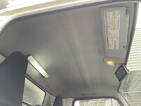 三菱ふそうキャンターアルミバン小型（2t・3t）[写真19]