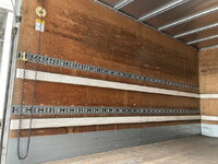 三菱ふそうキャンターアルミバン小型（2t・3t）[写真21]