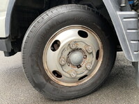 三菱ふそうキャンターアルミバン小型（2t・3t）[写真33]