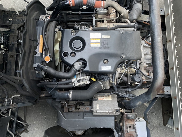 いすゞエルフアルミバン小型（2t・3t）[写真12]