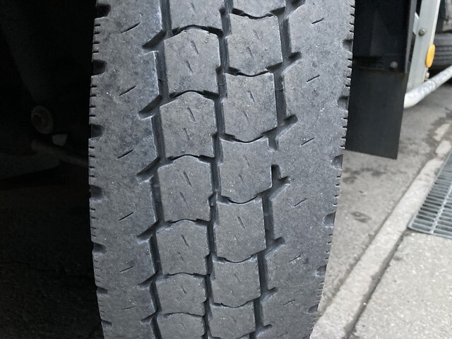 いすゞエルフアルミバン小型（2t・3t）[写真13]