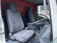 いすゞエルフアルミバン小型（2t・3t）[写真16]