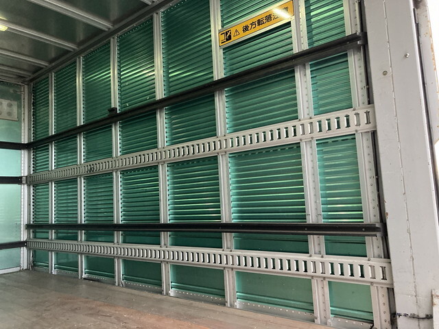 いすゞエルフアルミバン小型（2t・3t）[写真23]