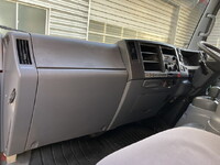 いすゞエルフアルミバン小型（2t・3t）[写真25]