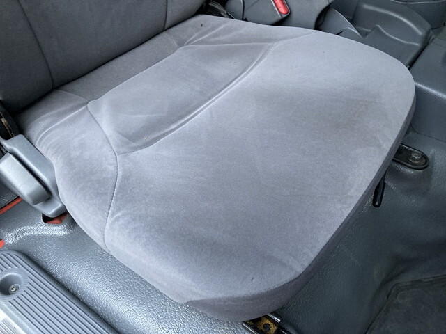 いすゞエルフアルミバン小型（2t・3t）[写真33]