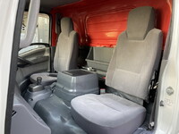 いすゞエルフアルミバン小型（2t・3t）[写真40]