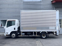 いすゞエルフアルミバン小型（2t・3t）[写真04]