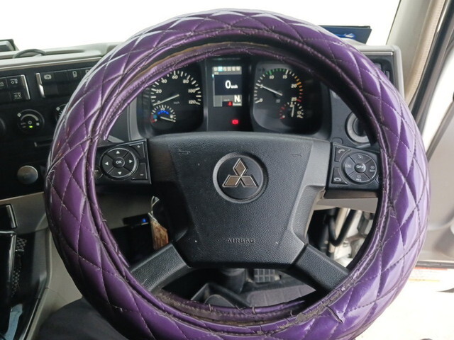 三菱ふそうスーパーグレートアルミブロック大型（10t）[写真12]