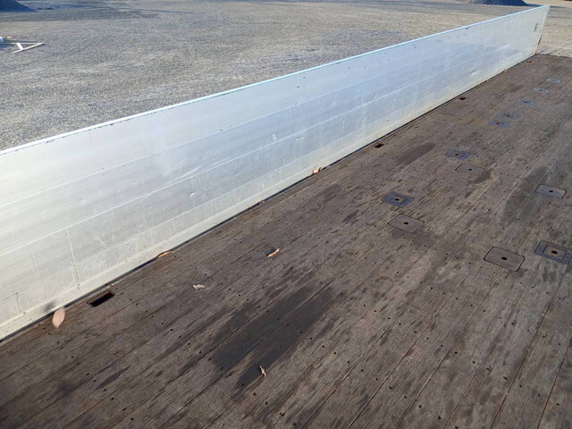 三菱ふそうスーパーグレートアルミブロック大型（10t）[写真16]