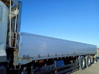 三菱ふそうスーパーグレートアルミブロック大型（10t）[写真21]