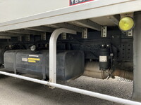 三菱ふそうキャンターパネルバン小型（2t・3t）[写真12]