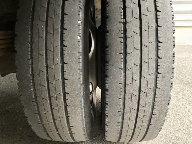 三菱ふそうキャンターパネルバン小型（2t・3t）[写真14]