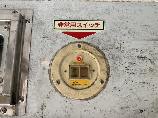 三菱ふそうキャンターパネルバン小型（2t・3t）[写真27]