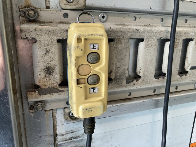 三菱ふそうキャンターパネルバン小型（2t・3t）[写真28]